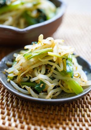 レンジで☆もやし・小松菜のからし醤油和え-レシピのメイン写真