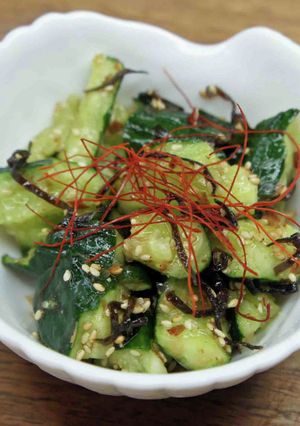 たたき胡瓜の塩昆布和え-レシピのメイン写真