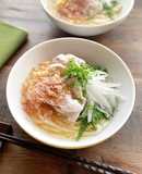 白だしで！冷しゃぶと玉ねぎのサラダうどん