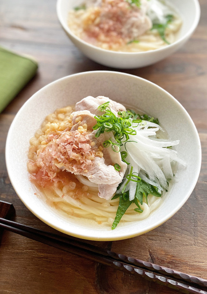 白だしで！冷しゃぶと玉ねぎのサラダうどん-レシピのメイン写真