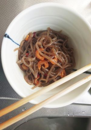 こんにゃくと乾燥エビのピリ辛炒め-レシピのメイン写真