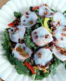 タコと春菊のサラダにんにくオリーブオイル