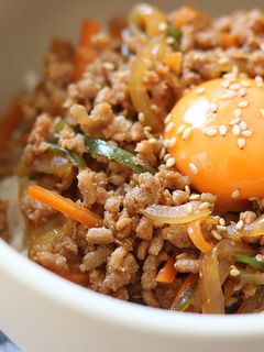 レンジで簡単!プルコギそぼろ丼-レシピのメイン写真