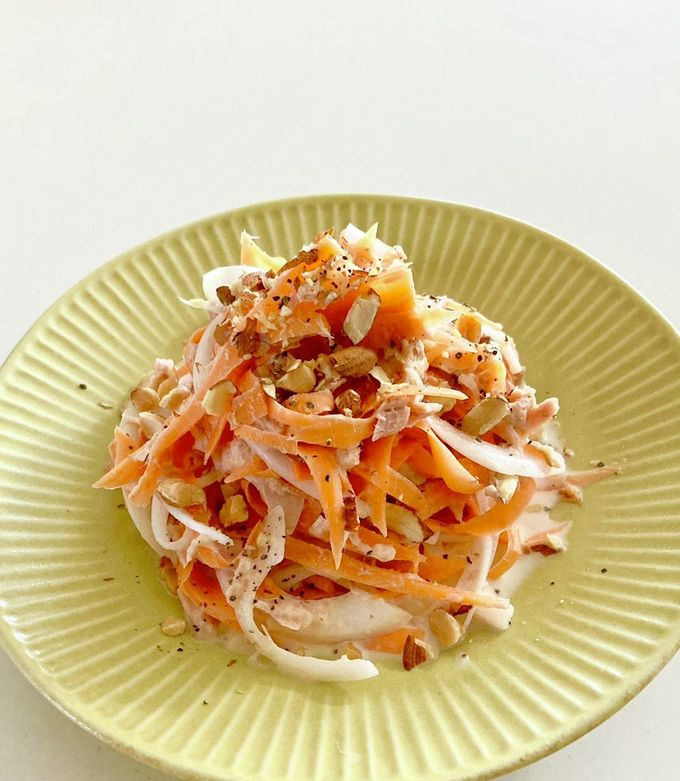 新玉ねぎとにんじんとツナのサラダ by 白たまちゃん 【クックパッド