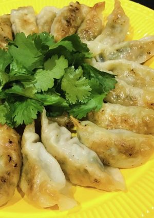 たっぷりパクチー餃子-レシピのメイン写真