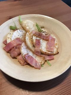 5分レシピ!カブとベーコンの醤油炒め-レシピのメイン写真