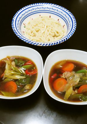 豚バラ肉と夏野菜たっぷりのつけ汁うどん-レシピのメイン写真