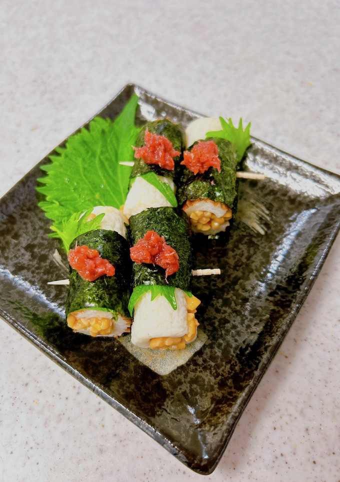 ひきわり納豆のちくわ詰め♪海苔巻き-レシピのメイン写真