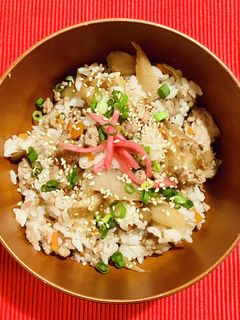 鶏ひき肉とごぼうの混ぜご飯-レシピのメイン写真