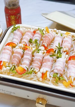 ホットプレートで肉巻き野菜蒸し-レシピのメイン写真