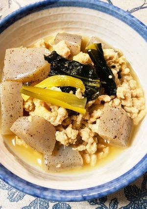 簡単ヘルシー♪蒟蒻と鶏ひき肉の煮物-レシピのメイン写真