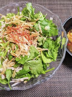パクチーとナスとエノキのスパイシーサラダ-レシピのメイン写真