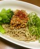 俺流！流水麺で…汁なし冷やし納豆坦々蕎麦