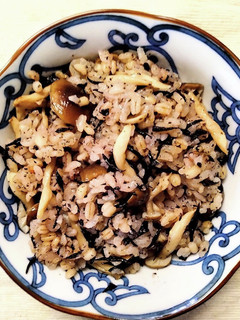 ✿ひじきと しめじの ゆかりご飯✿-レシピのメイン写真