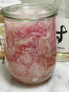 かわいい ピンクの酢玉ねぎ♪-レシピのメイン写真