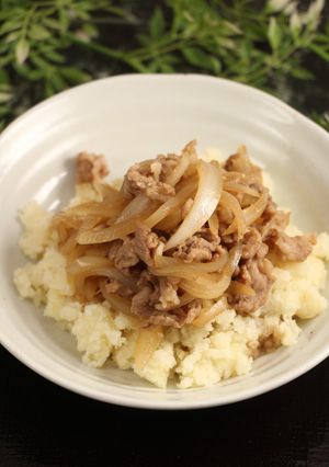 簡単！マッシュ肉じゃが-レシピのメイン写真