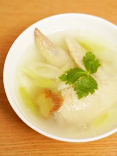 手羽先で簡単!濃厚スープのサムゲタン-レシピのメイン写真