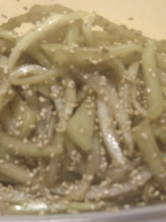 ごま風味たっぷり!大根の皮のきんぴら-レシピのメイン写真