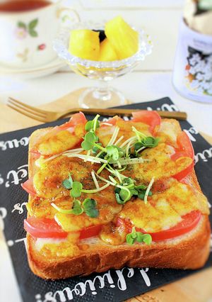 スパイシー☆トマトカレートースト-レシピのメイン写真