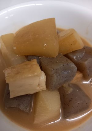 ゴマだれの消費で味噌煮込みの風味アップ-レシピのメイン写真