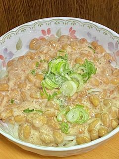 梅肉で納豆ぶっかけうどん-レシピのメイン写真