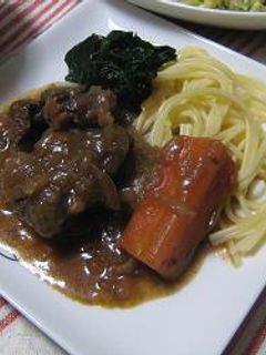 簡単・本格的な牛肉の赤ワイン煮-レシピのメイン写真