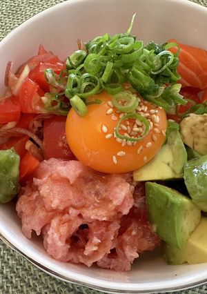 ネギトロサーモンのカフェ風アボカド丼！-レシピのメイン写真