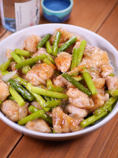 鶏肉とにんにくの芽のうま塩炒め-レシピのメイン写真