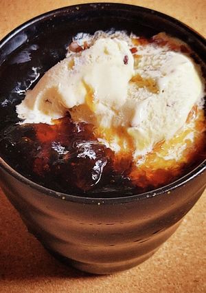 コーヒーゼリーにラムレーズンアイス-レシピのメイン写真