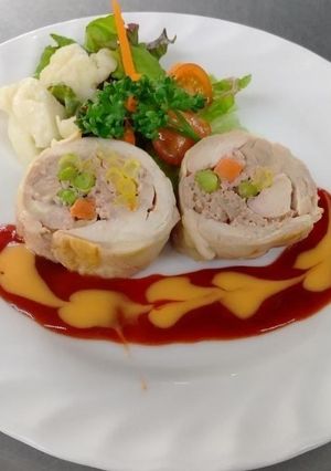 鶏もものバロティーヌ焼き-レシピのメイン写真