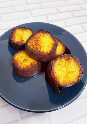 焼き芋を揚げたら...ウマっ！-レシピのメイン写真