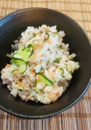 みょうが大葉香る♡鮭きゅうりセサミご飯-レシピのメイン写真