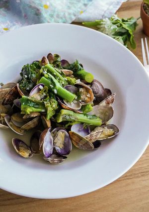【間違いない味】あさりと菜の花の酒蒸し-レシピのメイン写真