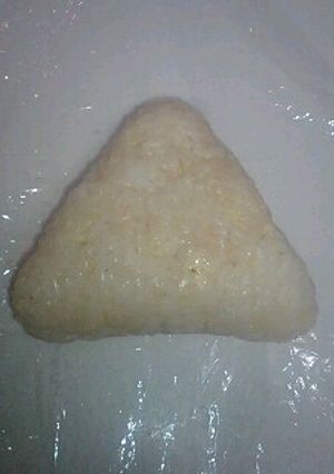 お弁当に♪明太クリチーおにぎり-レシピのメイン写真
