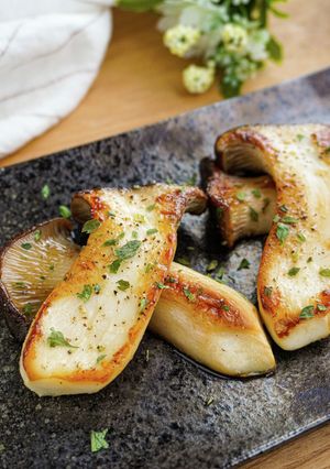 【驚くほどジューシー】エリンギのステーキ-レシピのメイン写真