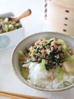 カブと豚そぼろの生ふりかけ-レシピのメイン写真