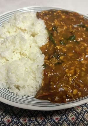 ニラ玉トマトカレー-レシピのメイン写真