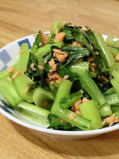 小松菜の鮭フレーク炒め:お弁当野菜おかず-レシピのメイン写真