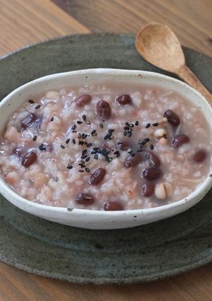 【梅雨の薬膳】はとむぎと小豆の朝がゆ-レシピのメイン写真