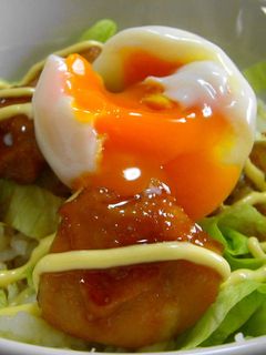 チーズがポイント?照りチキ丼温たまのせ-レシピのメイン写真