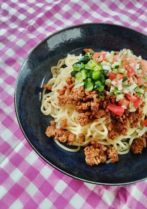 ピリ辛ミンチと野菜のまぜ麺-レシピのメイン写真