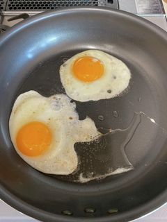 簡単目玉焼き 水なし半熟 簡単朝食-レシピのメイン写真