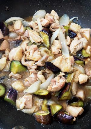 鶏もも肉と茄子と玉葱の甘酢煮-レシピのメイン写真