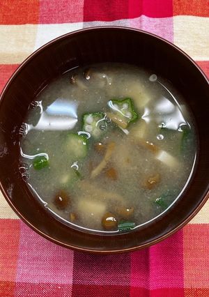 オクラとなめこのみそ汁-レシピのメイン写真