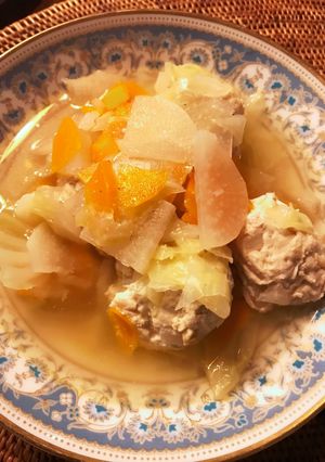 キャベツと鶏団子のパイタン煮込み-レシピのメイン写真