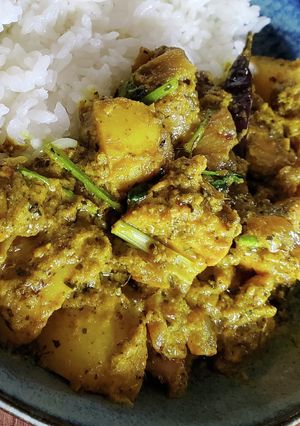 鶏肉とジャガイモの香菜ヨーグルトカレー-レシピのメイン写真
