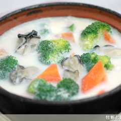 รูปของ 牡蛎と野菜の豆乳鍋