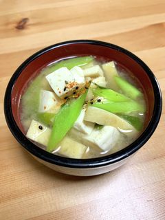 味噌汁 ネギと豆腐と油揚げ-レシピのメイン写真