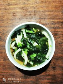 ワカメと青菜の温ったか饂飩-レシピのメイン写真
