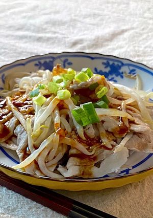 レンチン！豚肉ともやしのピリ辛重ね蒸し-レシピのメイン写真